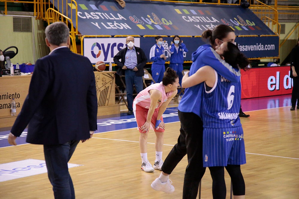 El CB Avenida sufre hasta el final ante un valiente Estudiantes (71-70)