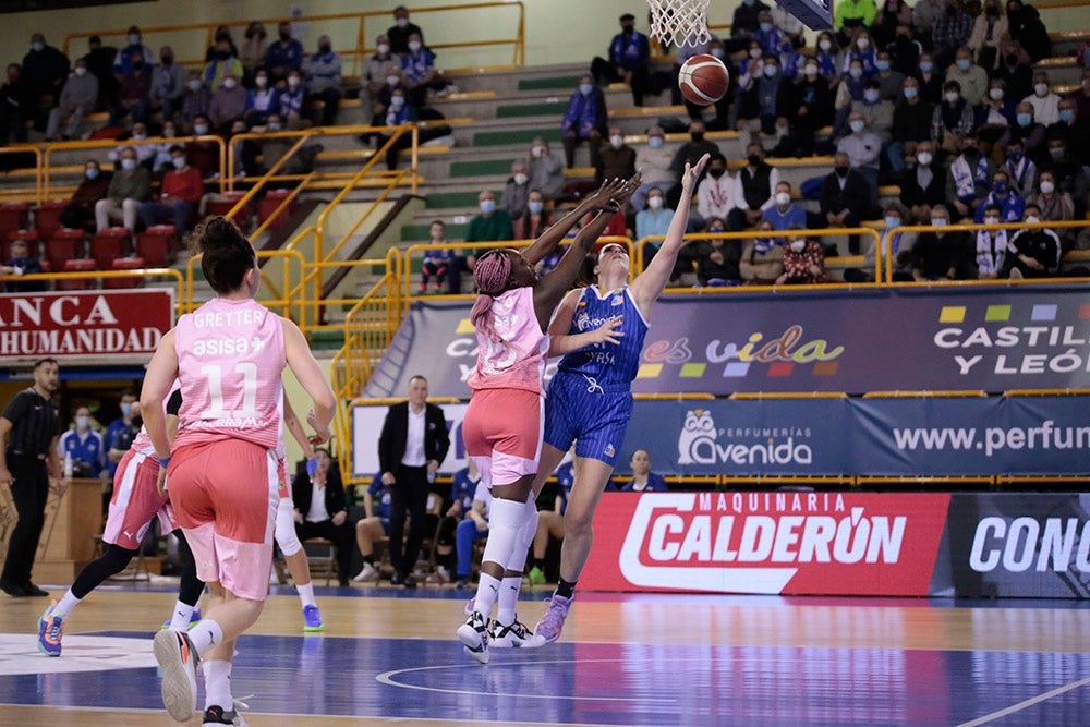 El CB Avenida sufre hasta el final ante un valiente Estudiantes (71-70)