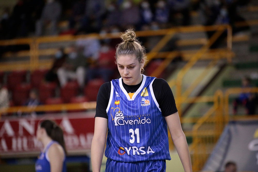 El CB Avenida sufre hasta el final ante un valiente Estudiantes (71-70)