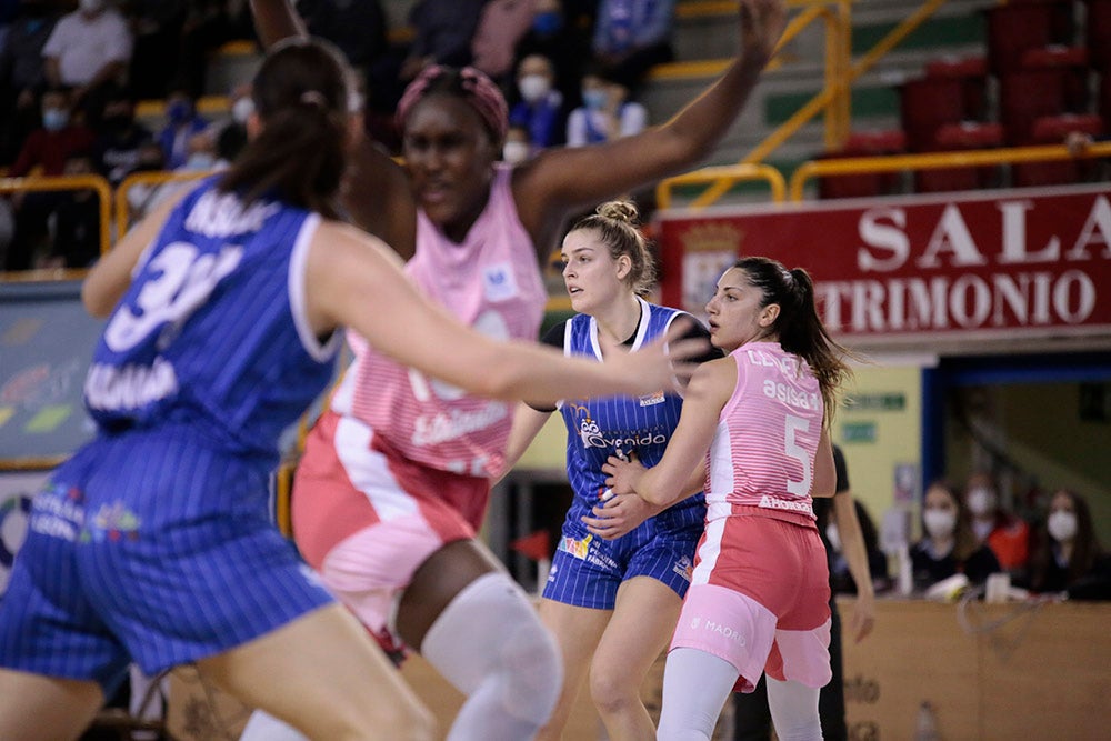 El CB Avenida sufre hasta el final ante un valiente Estudiantes (71-70)