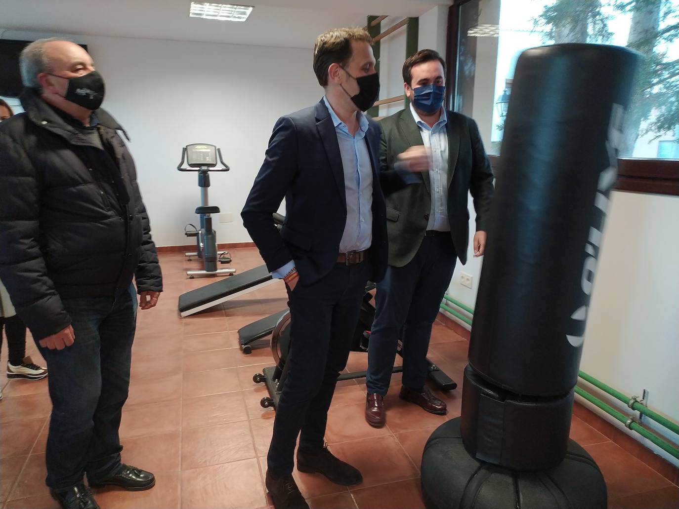 Fotos: Inauguración del gimnasio municipal de Villalón de Campos (2/2)