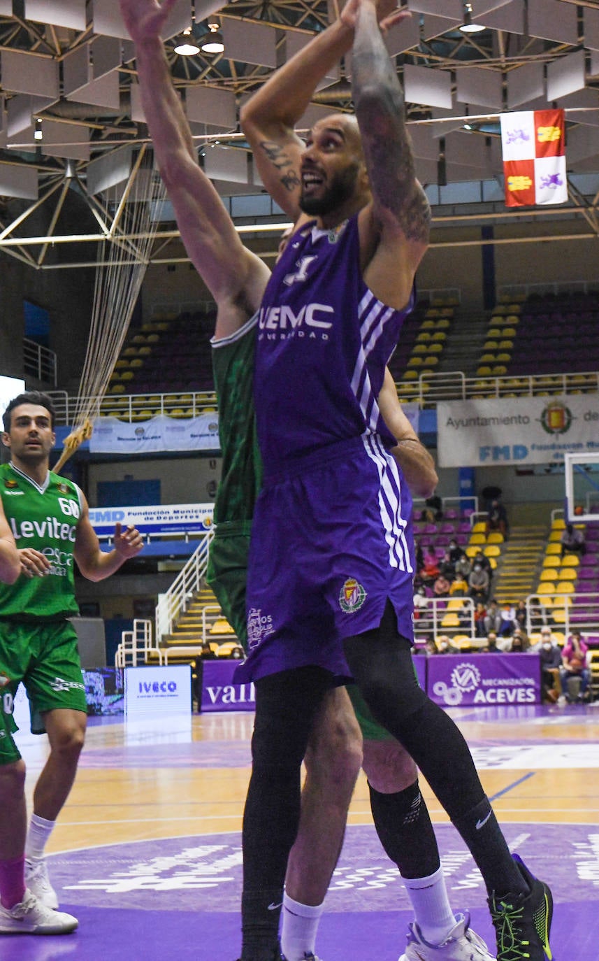 Fotos: UCMC Real Valladolid 82-69 Levitec Huesca