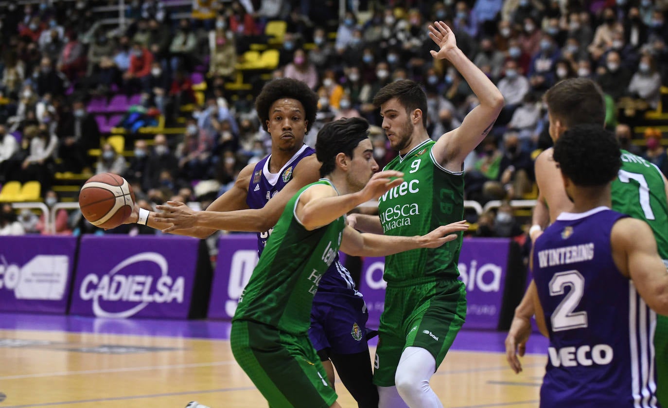 Fotos: UCMC Real Valladolid 82-69 Levitec Huesca