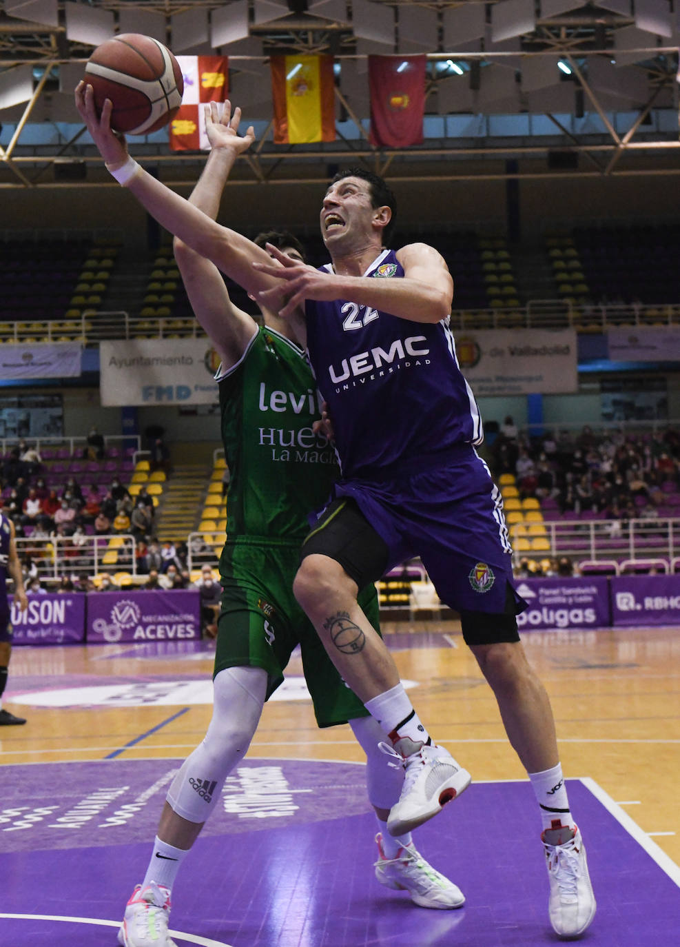 Fotos: UCMC Real Valladolid 82-69 Levitec Huesca