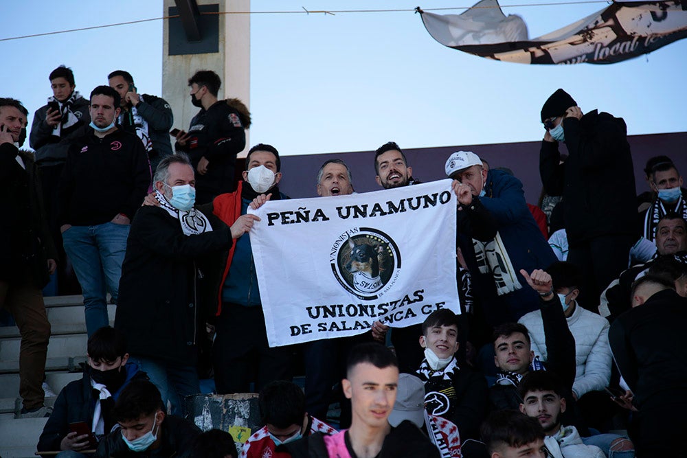 Récord de asistencia en un Reina Sofía que no pudo culminar una nueva fiesta popular con la victoria de Unionistas 