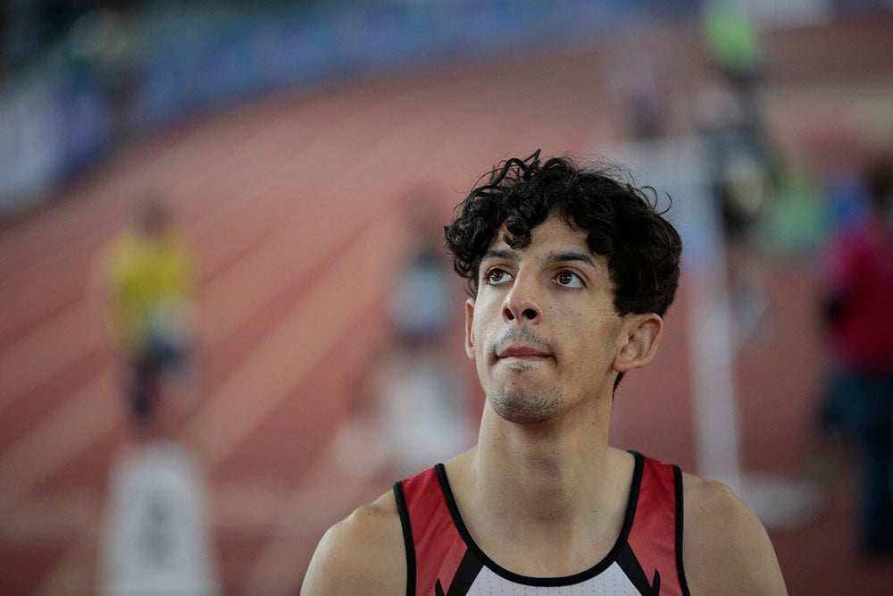 Cierre de la jornada de mañana del primer día del Campeonato de España Sub 23 en Pista Cubierta con Alejandro González Rengel en el 400