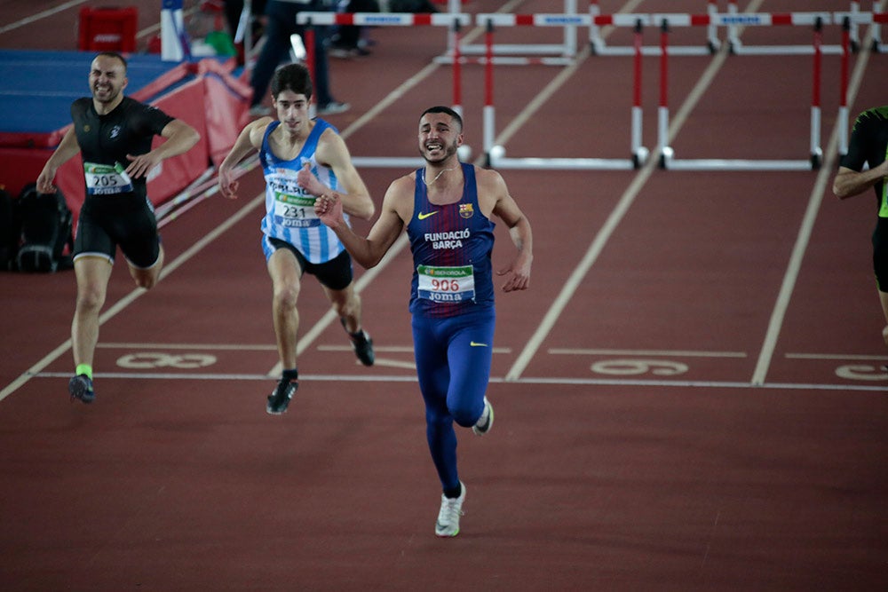 Jornada de tarde del primer día del Campeonato de España Sub 23 en Pista Cubierta con Denis Matsmouna en los 60 m y Sara Izquierdo en el 1500 