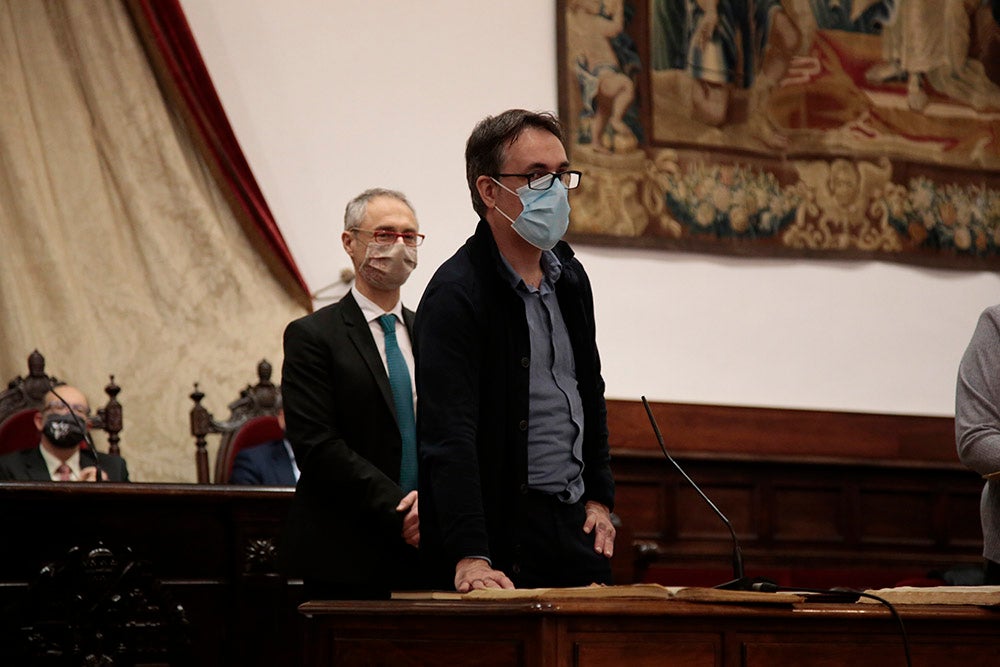 La USAL celebra la toma de posesión de 11 cargos académicos y 17 nuevos miembros del personal docente