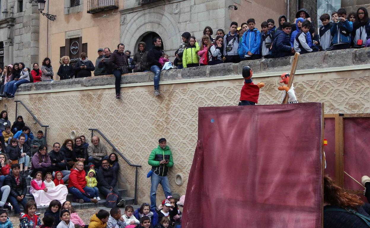 Títeres durante el festival Titirimundi celebrado en 2019, el último que tuvo lugar en mayo. 