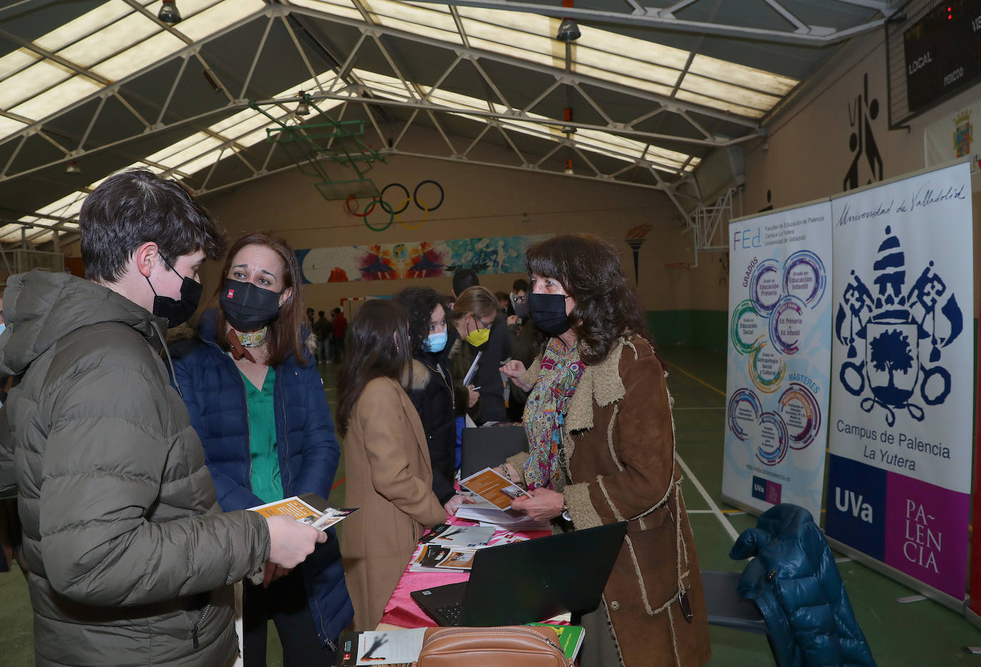 Fotos: Feria de orientación universitaria en Palencia 