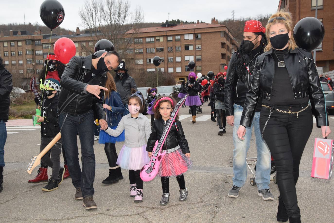 Fotos: El carnaval musical de AMGu suena en Guardo