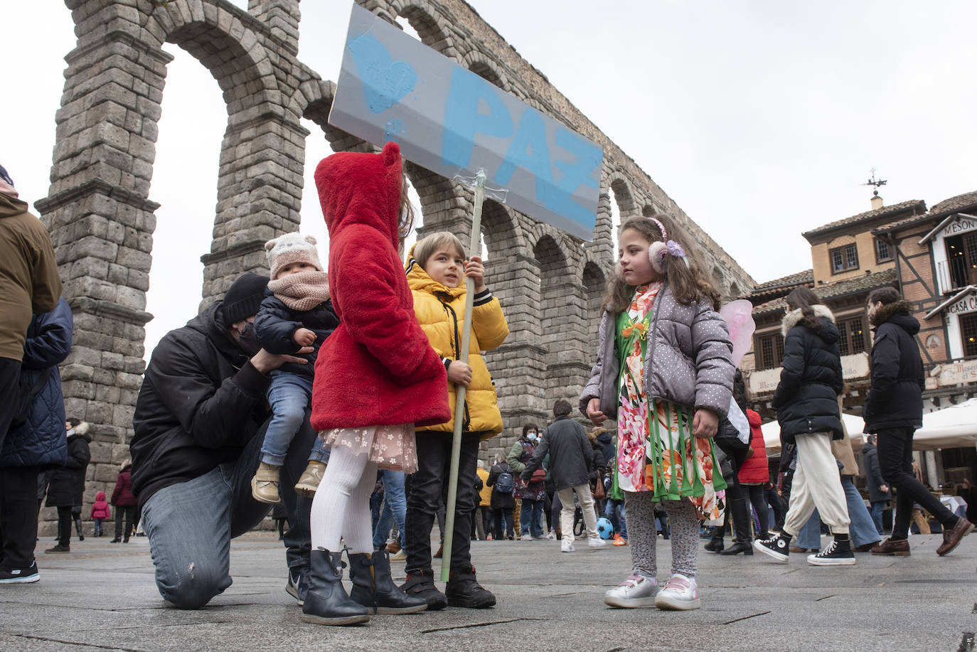 Protesta celebrada este sábado en Segovia contra la guerra.