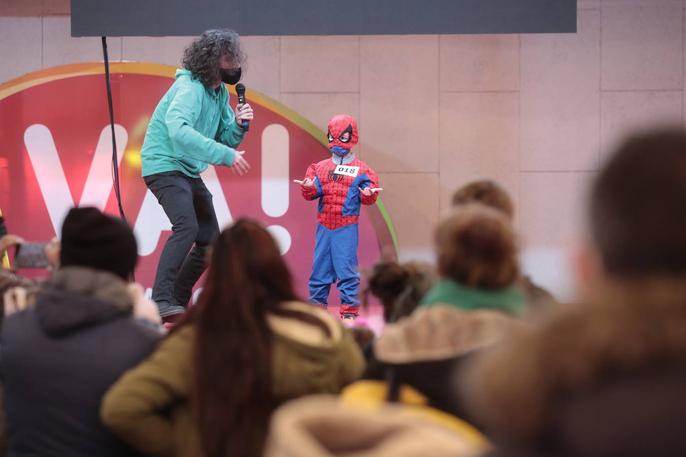 Fotos: Sábado de Carnaval en Valladolid