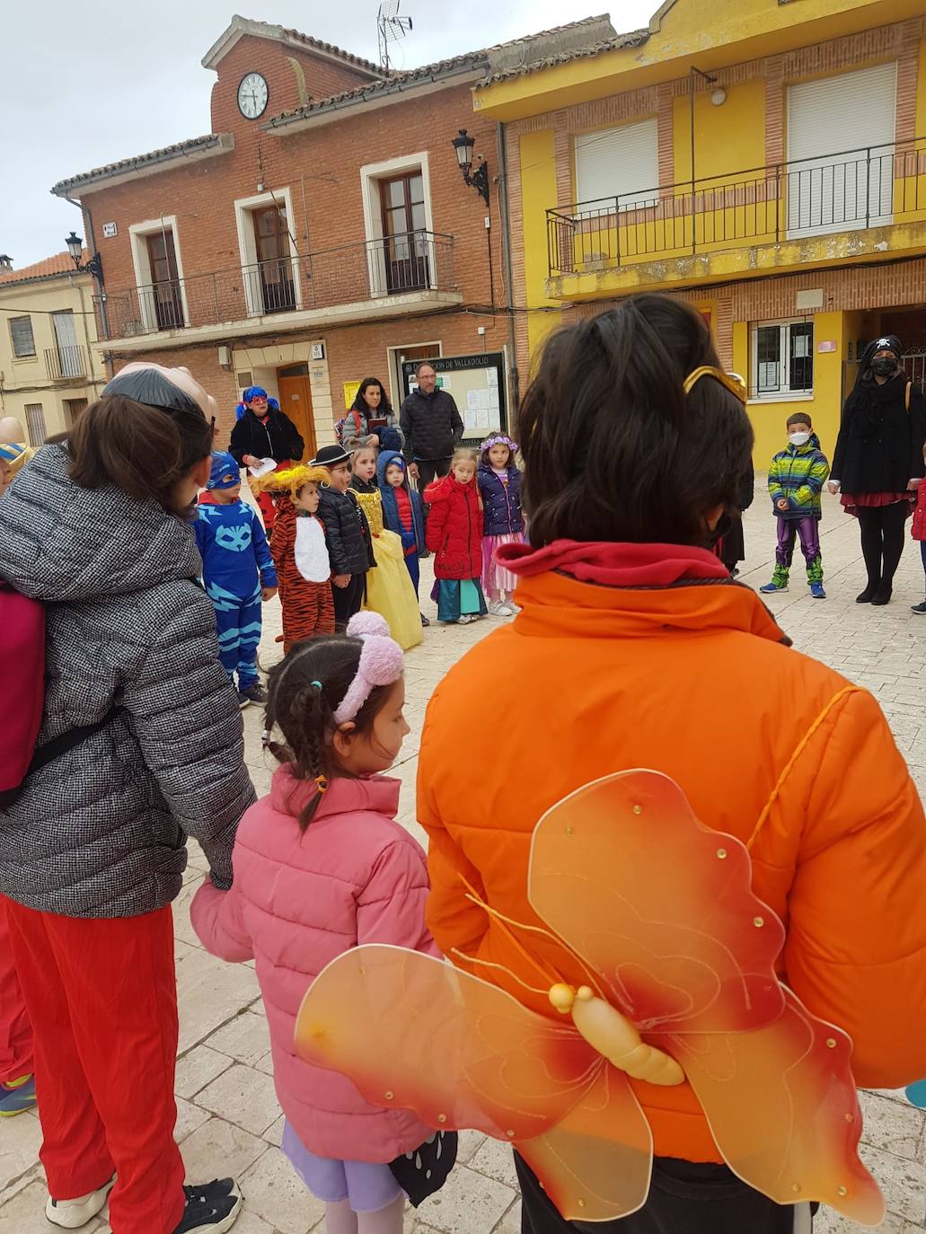 Niños disfrutando del Carnaval en Ciguñuela.