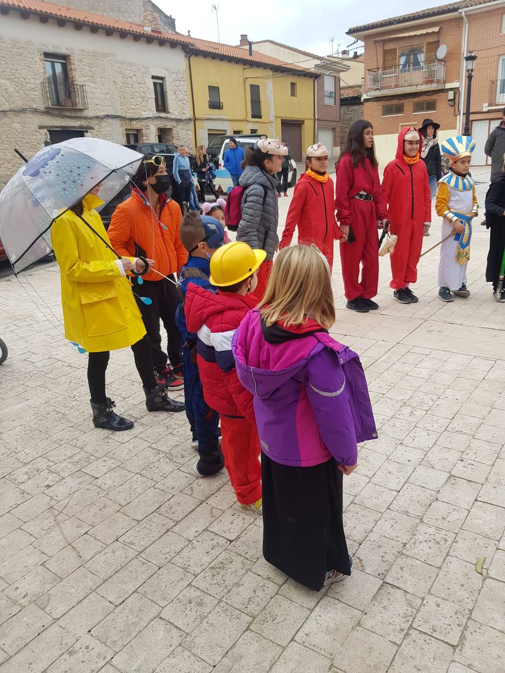 Niños disfrutando del Carnaval en Ciguñuela.