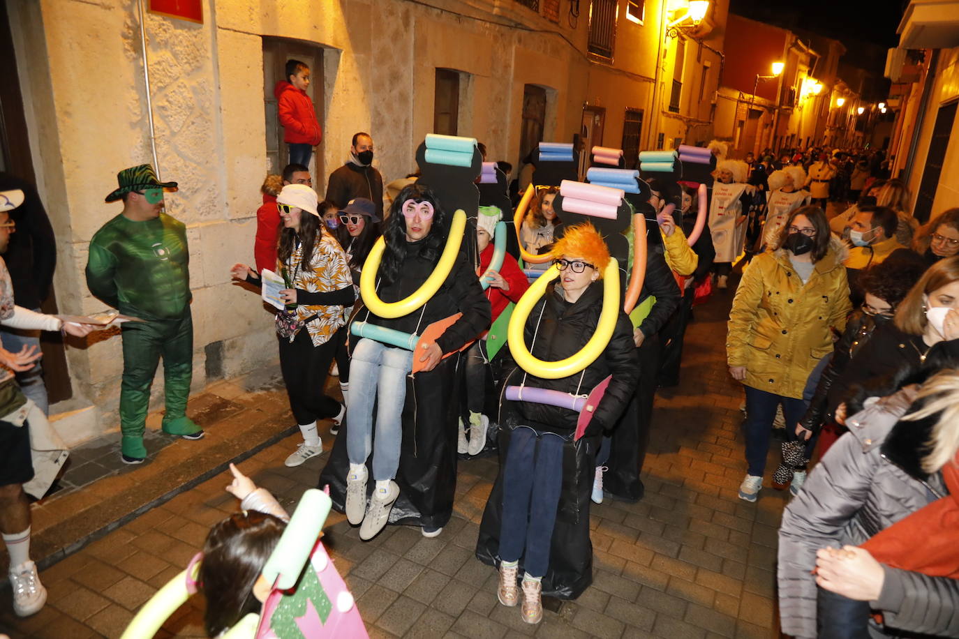 Desfile de disfraces en Peñafiel.