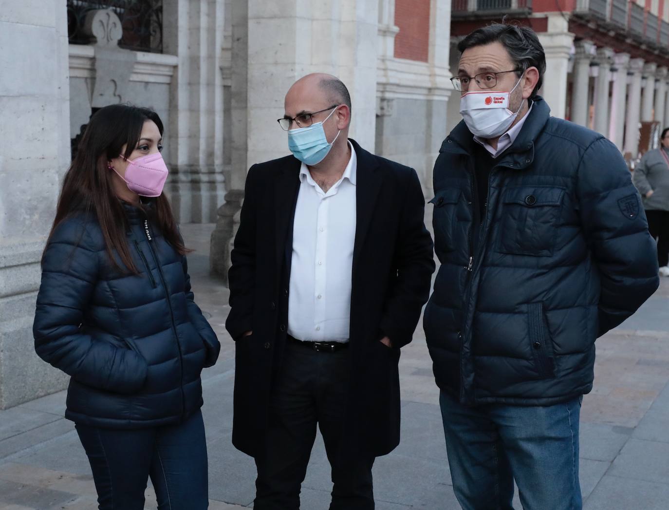 Fotos: Concentración contra la guerra en Ucrania, plaza Mayor Valladolid