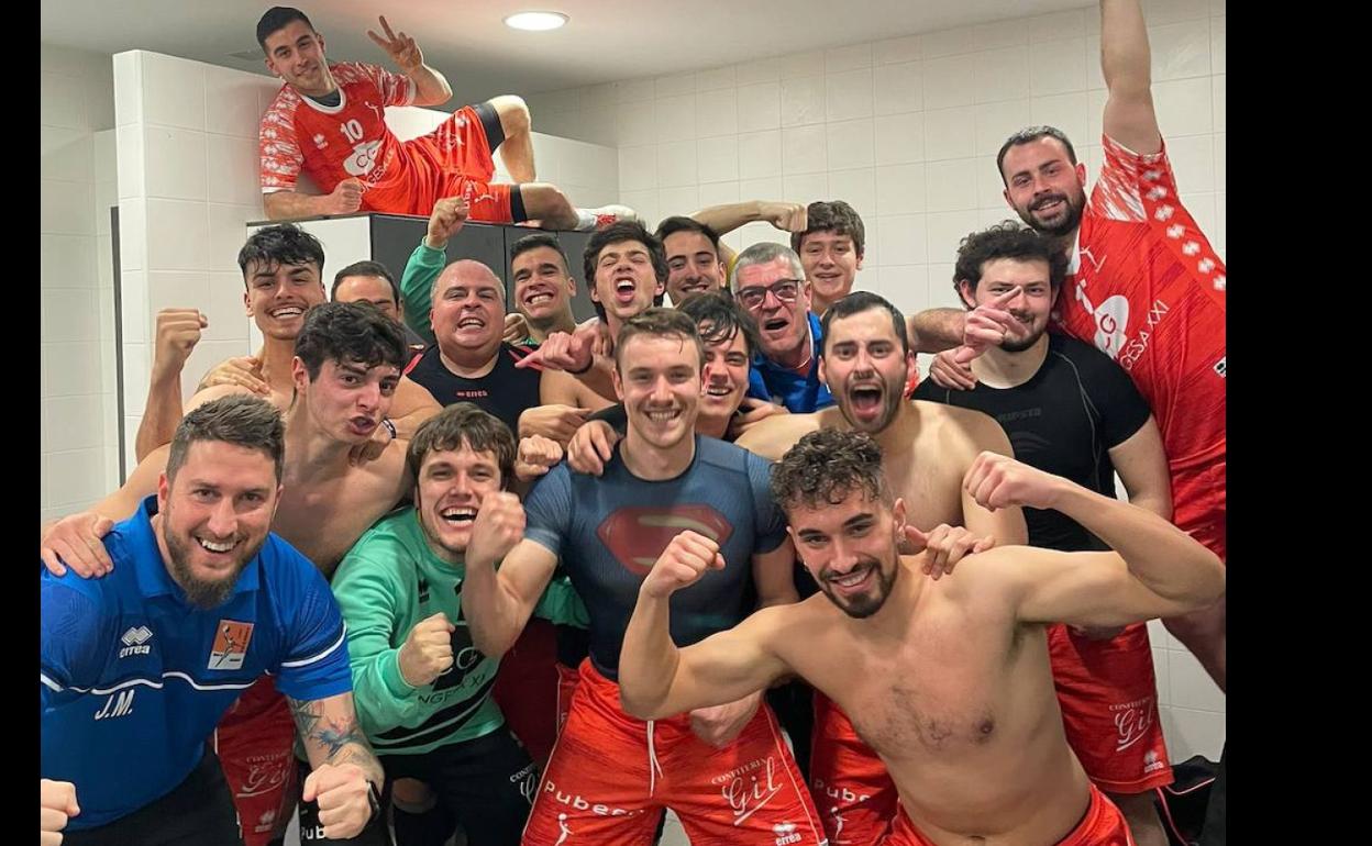 Remontada final para el BM Salamanca en Palencia (31-33)