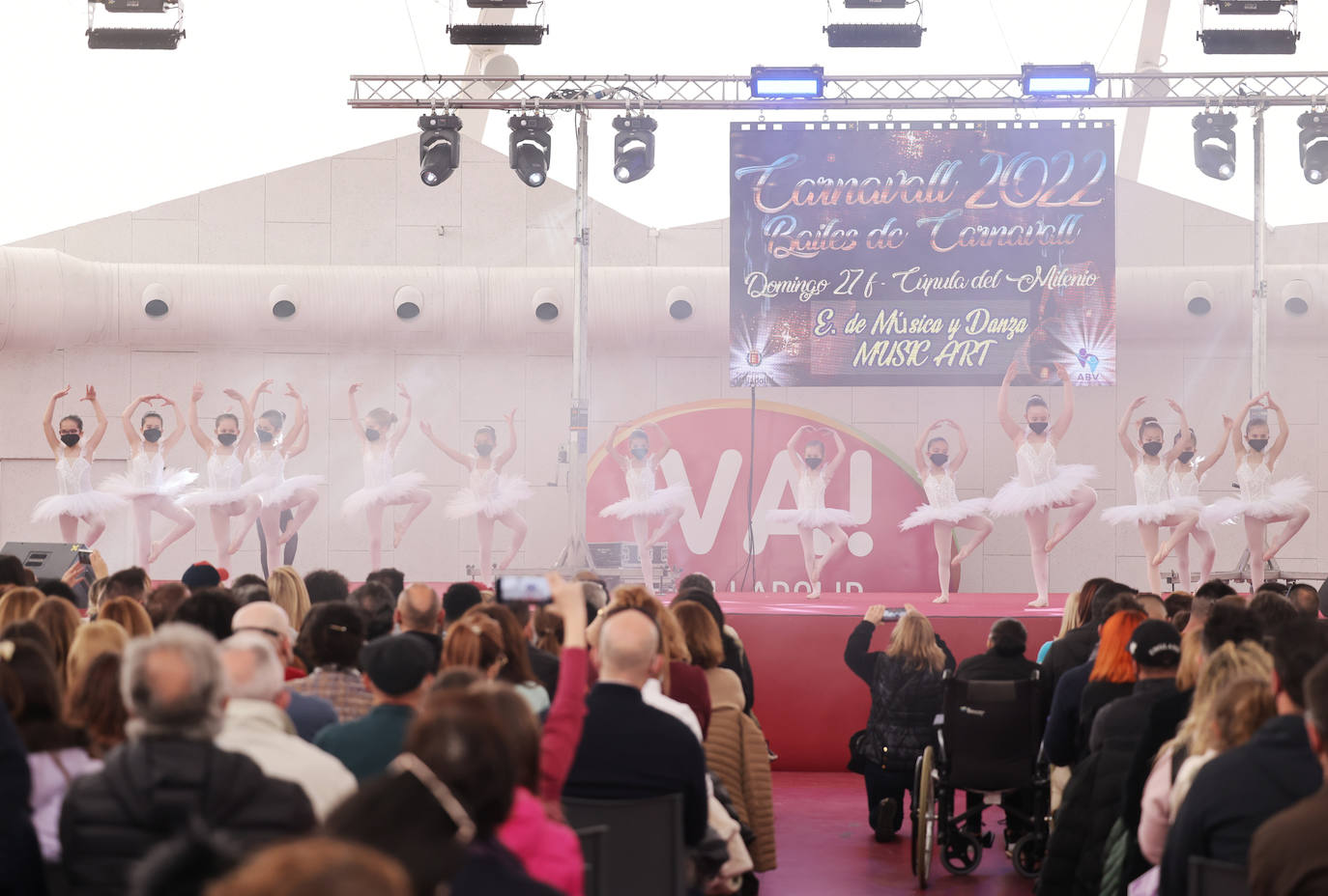 Fotos: Espectáculo de baile infantil en la Cúpula del Milenio de Valladolid