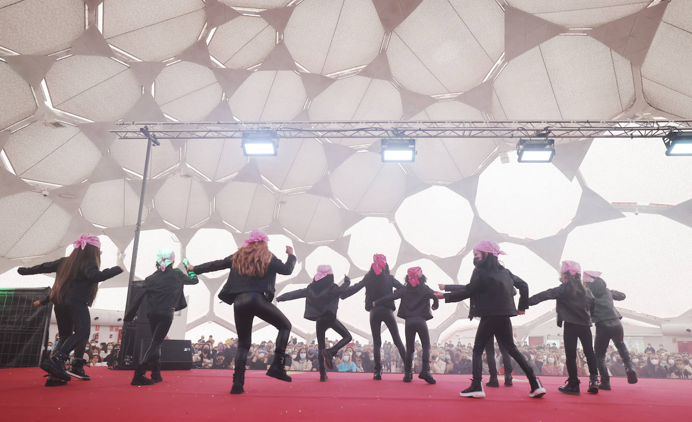 Fotos: Espectáculo de baile infantil en la Cúpula del Milenio de Valladolid