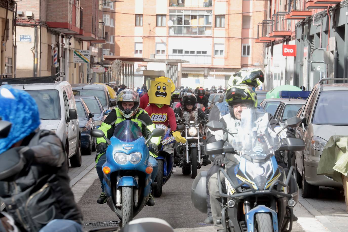 Fotos: Carnaval motero por las calles de Valladolid