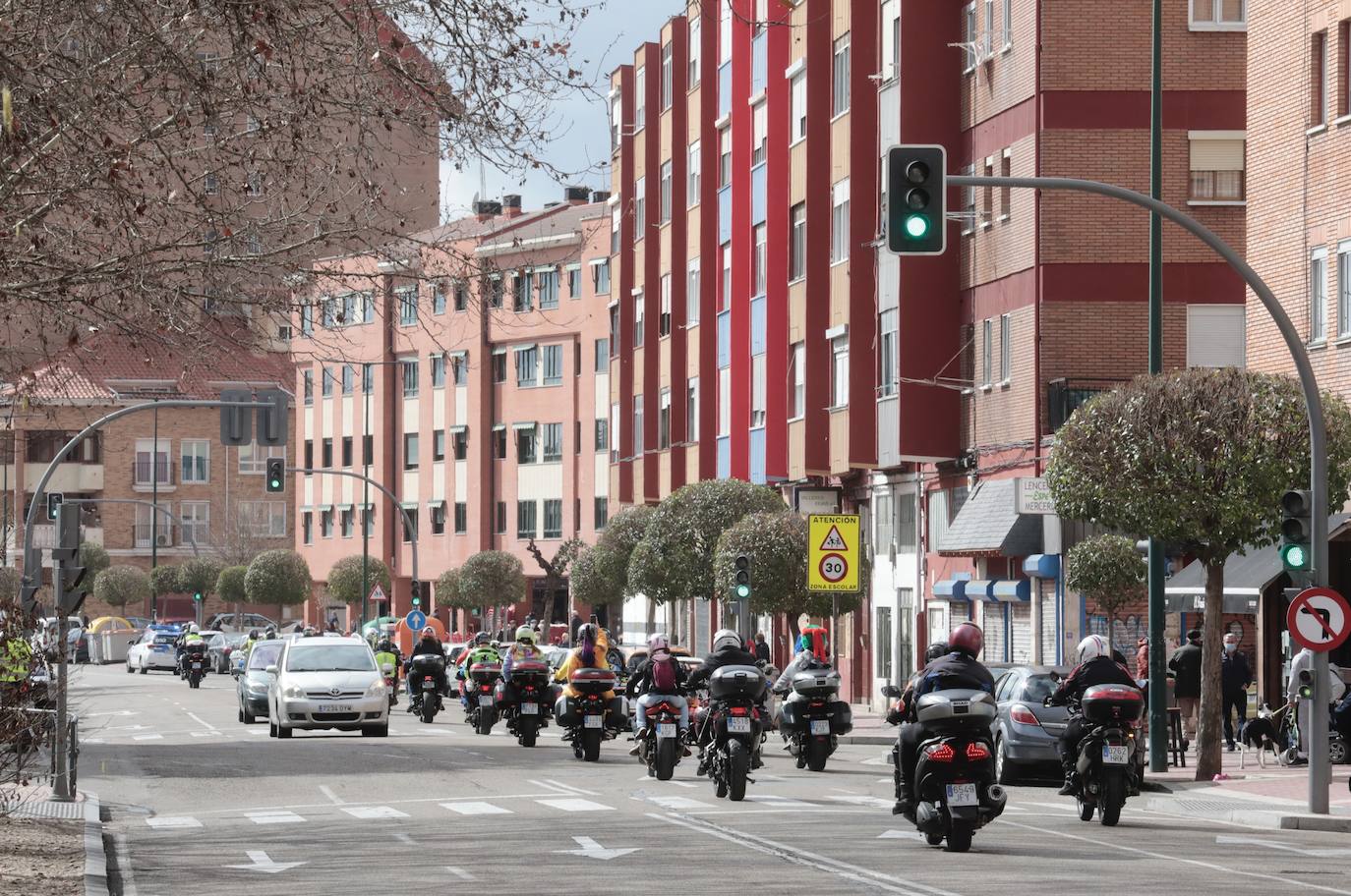 Fotos: Carnaval motero por las calles de Valladolid