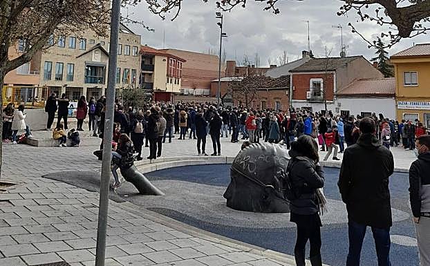 Los vecinos de La Cistérniga, en pie de guerra contra la ocupación