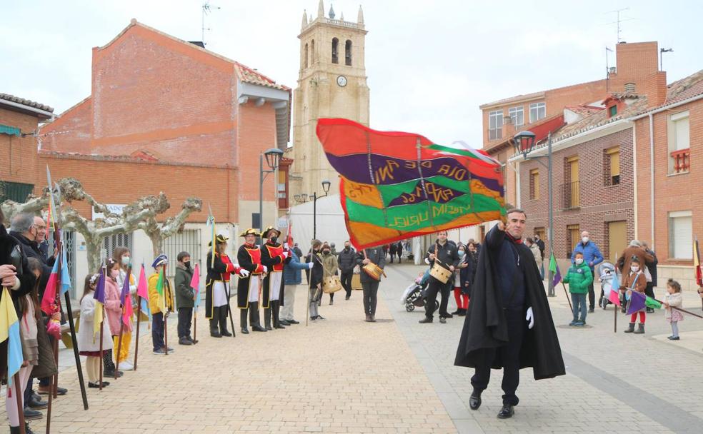 Tradicional revoleo del Carnaval de Ánimas de Villamuriel. 