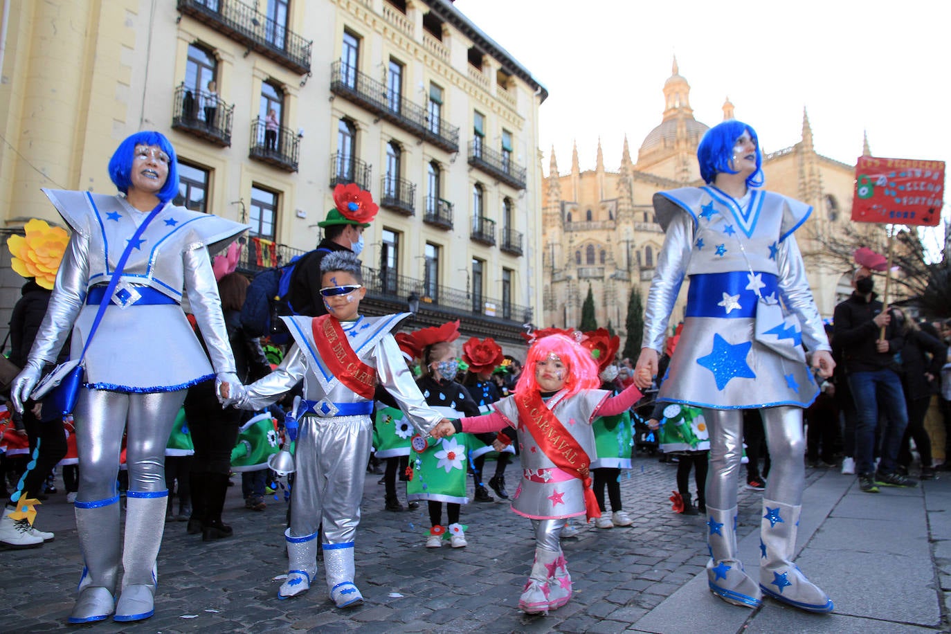 Participantes en el desfile infantil del carnaval de Segovia.