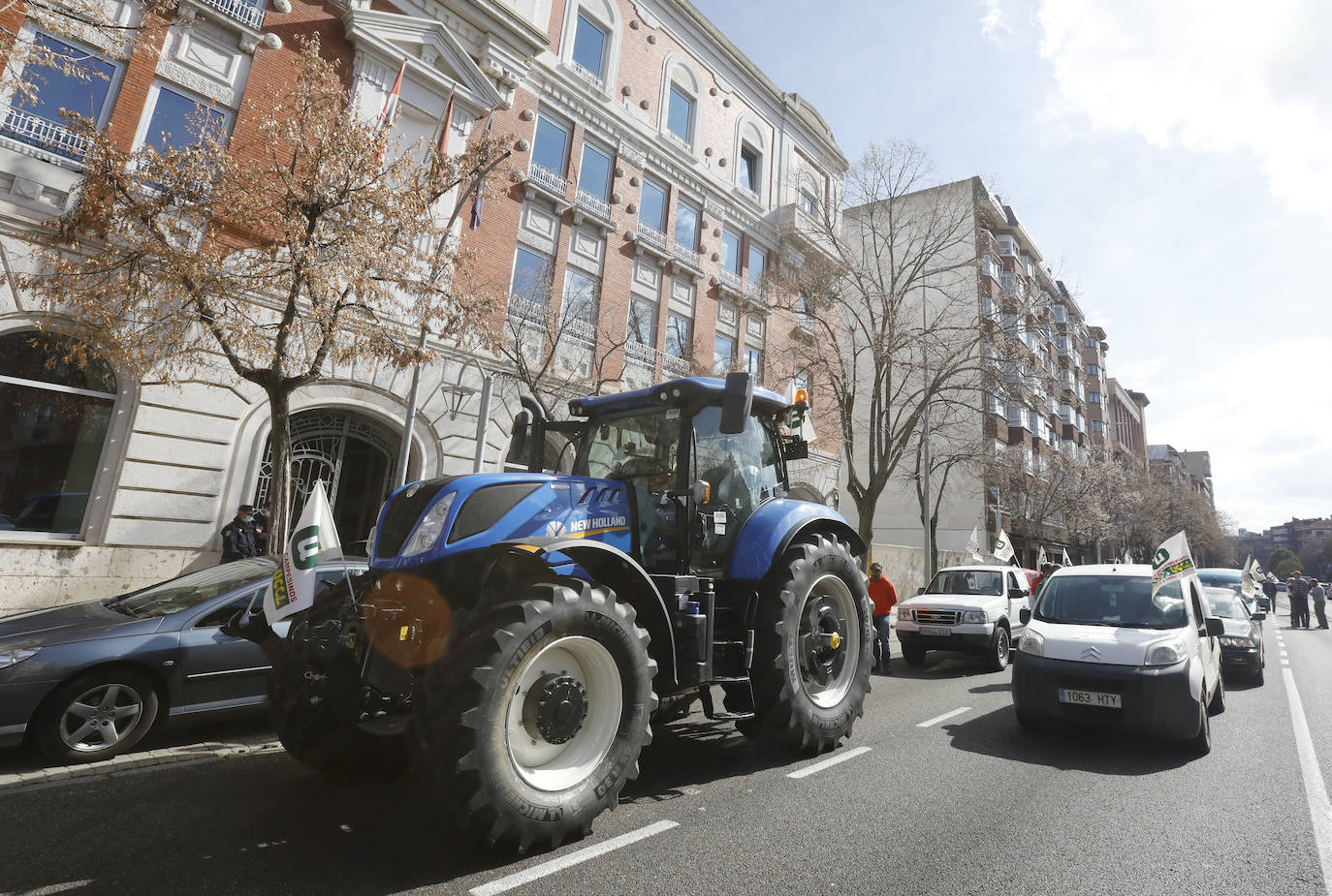 Fotos: Tractorada en Palencia contra los elevados costes de producción