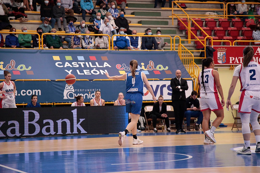 El CB Avenida se hace más líder ante el colista Ferrol (85-51)