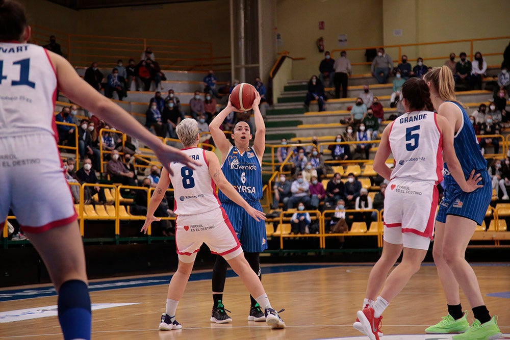 El CB Avenida se hace más líder ante el colista Ferrol (85-51)