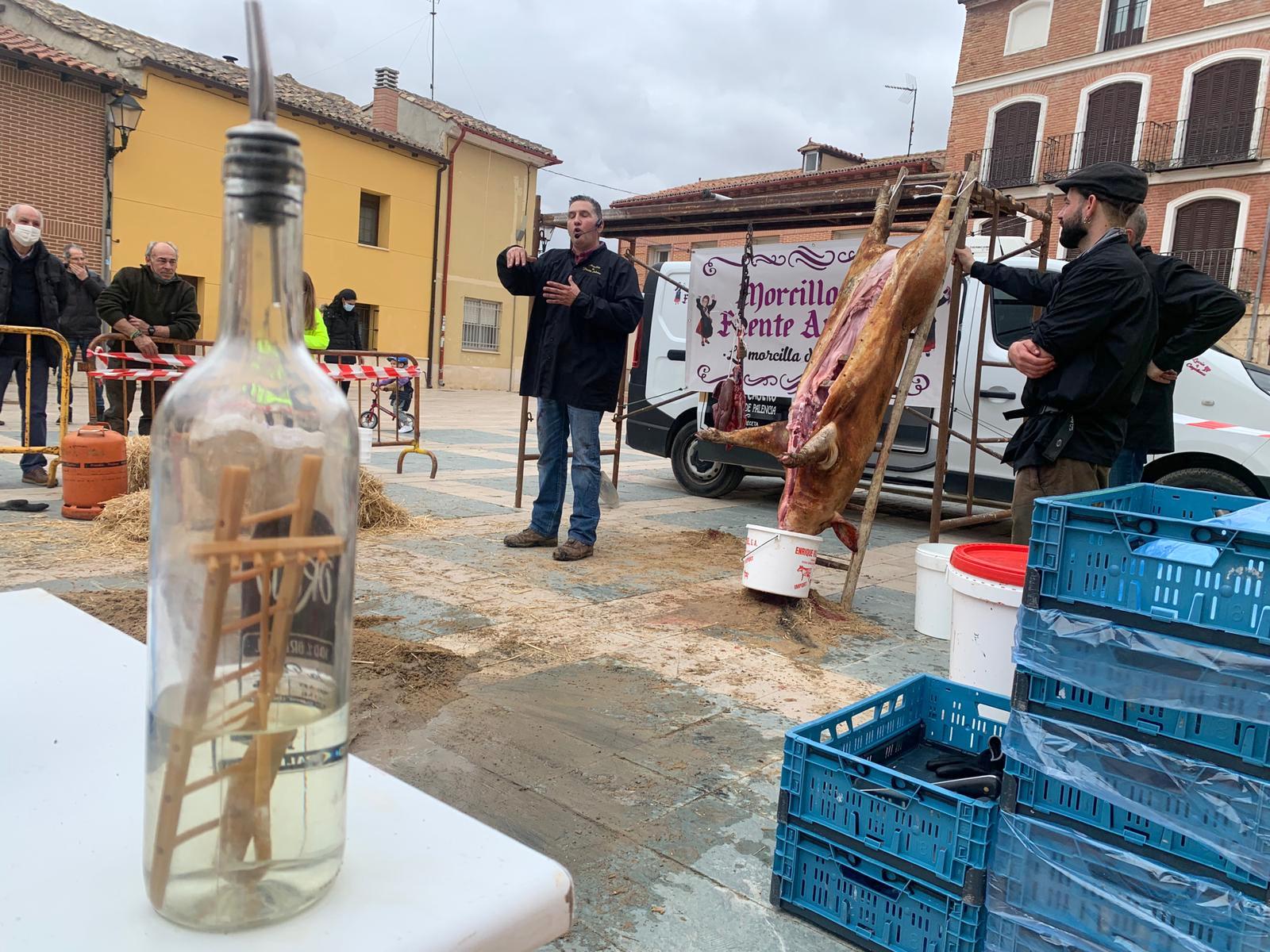 Magaz de Pisuerga revive la matanza tradicional