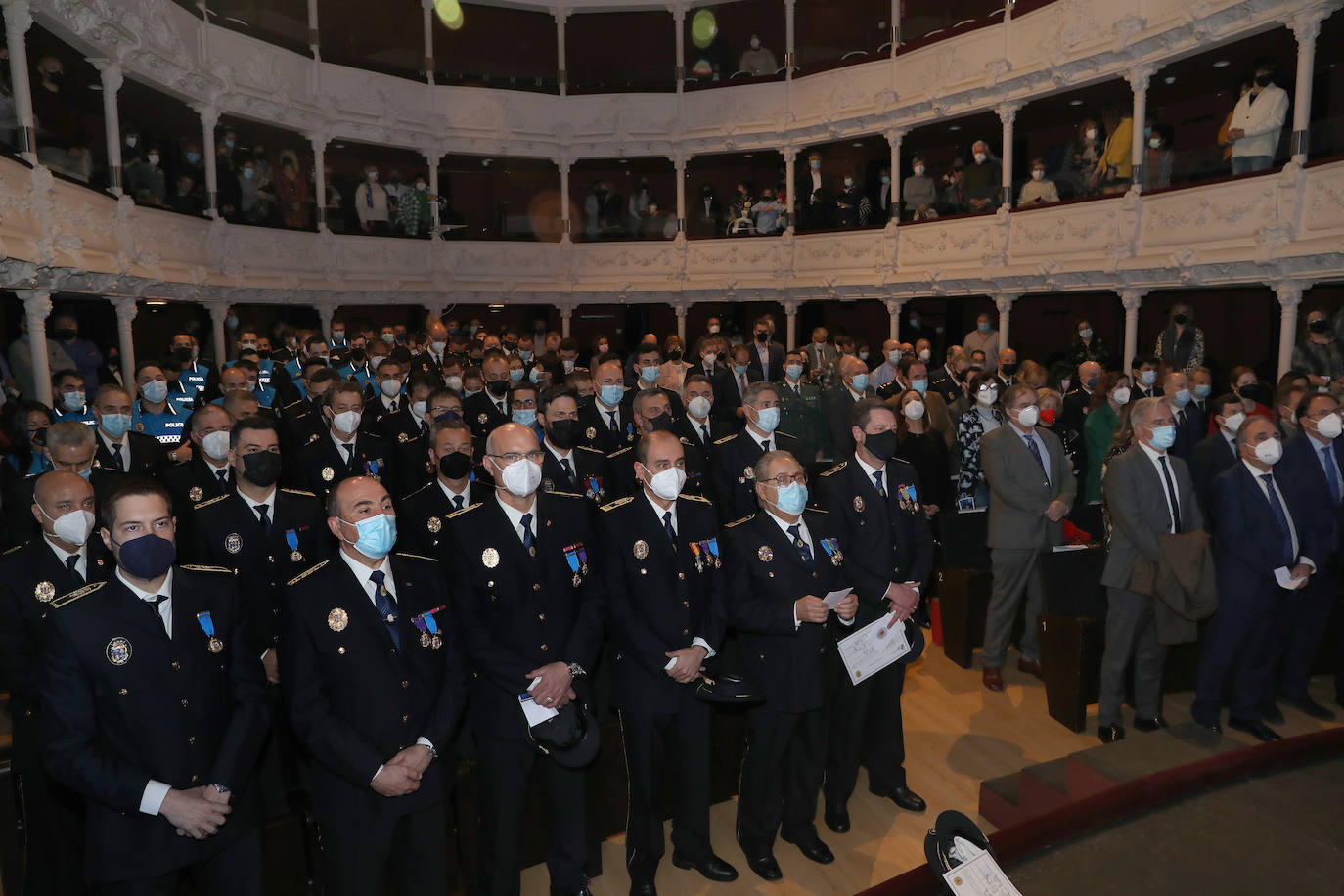 Fotos: La Policía Local de Palencia festeja al Santo Ángel