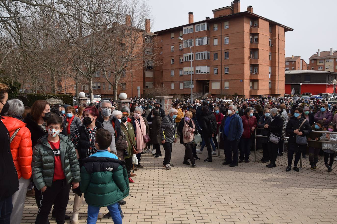 Fotos: Concentración en Guardo por una mejor sanidad pública
