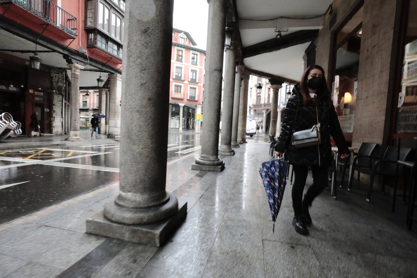 Fotos: La lluvia reaparece con fuerza en Valladolid