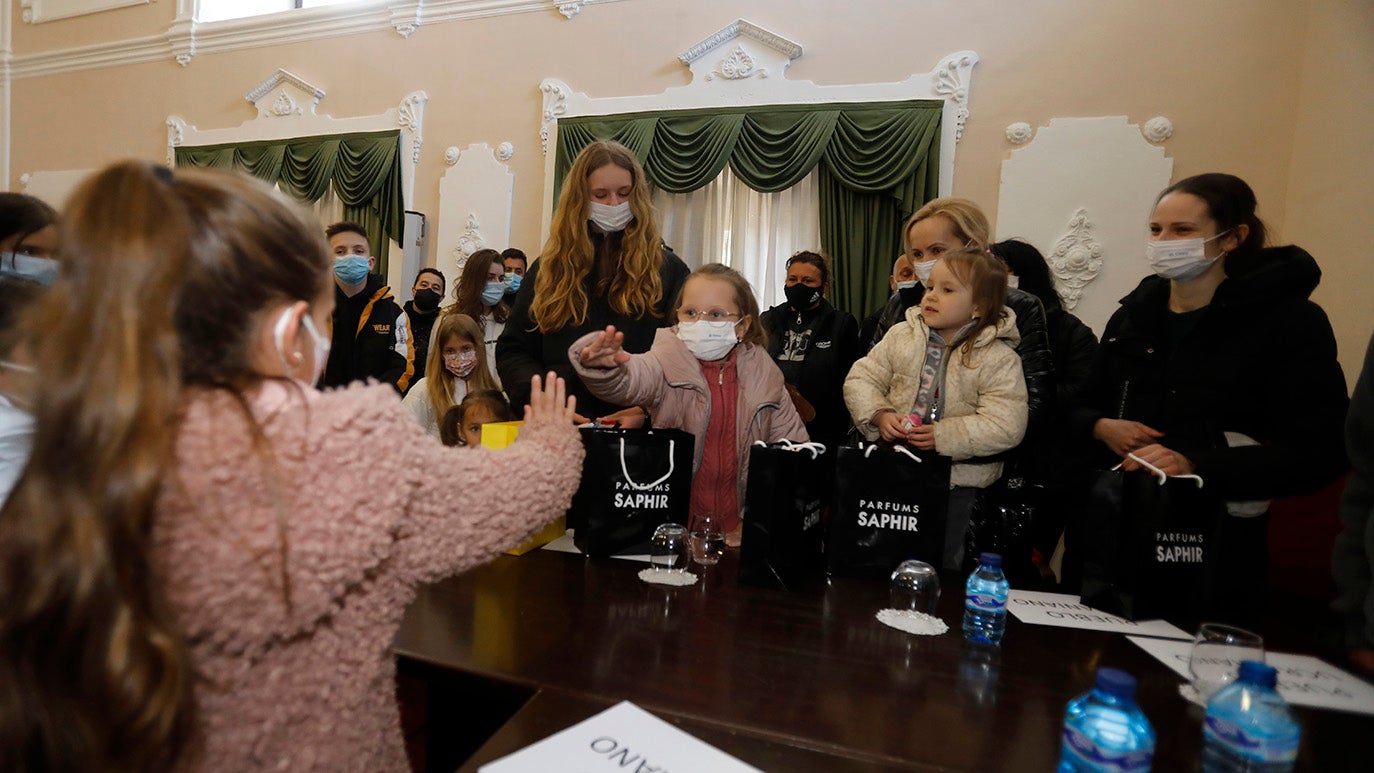 Paredes de Nava recibe a 11 refugiados de la guerra de Ucrania