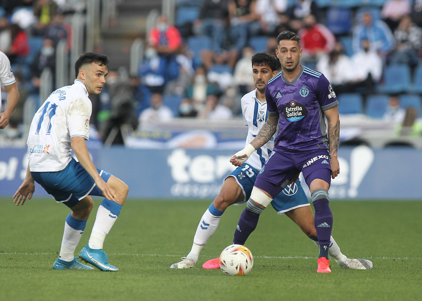 Una de las imágenes que ha dejado el Tenerife 1-4 Real Valladolid. 