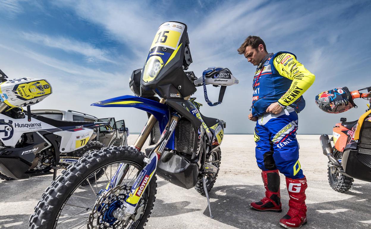 Lorenzo Santolino mira ya a las dunas de Abu Dabi tras cumplir en el prólogo