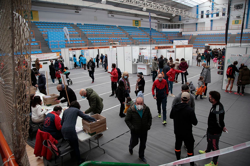La Media Maratón de Salamanca realiza su tradicional Feria del Corredor en el pabellón de la Alamedilla 