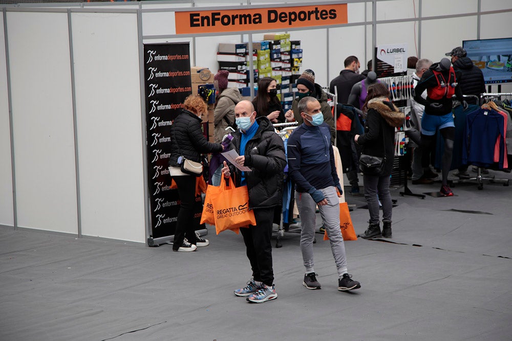 La Media Maratón de Salamanca realiza su tradicional Feria del Corredor en el pabellón de la Alamedilla 