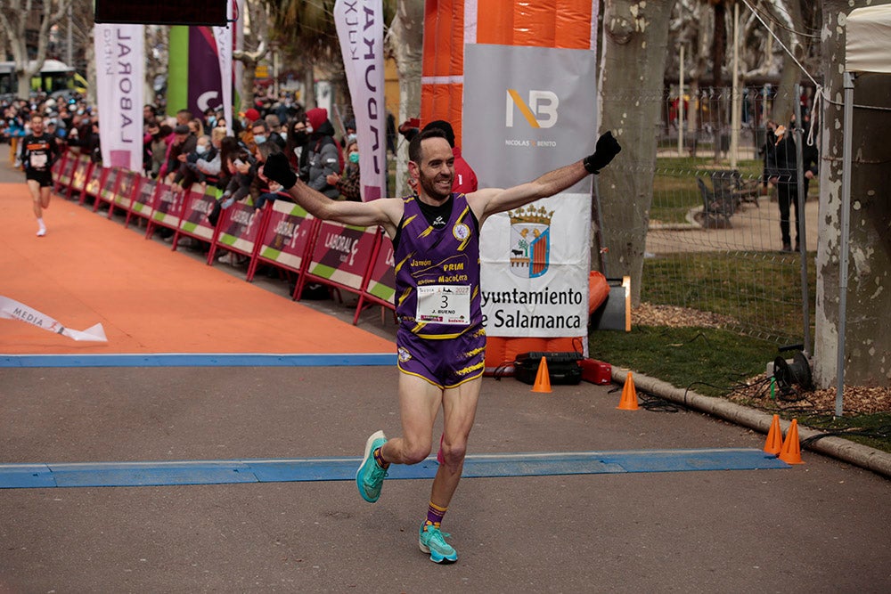 Juan Bueno y Gema Martín fueron los triunfadores de la X Media Maratón Ciudad de Salamanca 