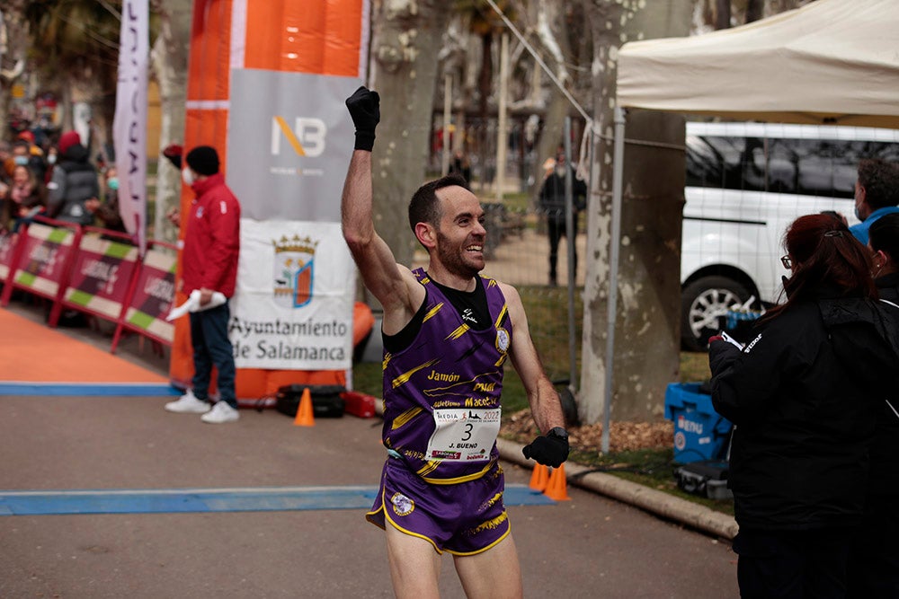 Juan Bueno y Gema Martín fueron los triunfadores de la X Media Maratón Ciudad de Salamanca 