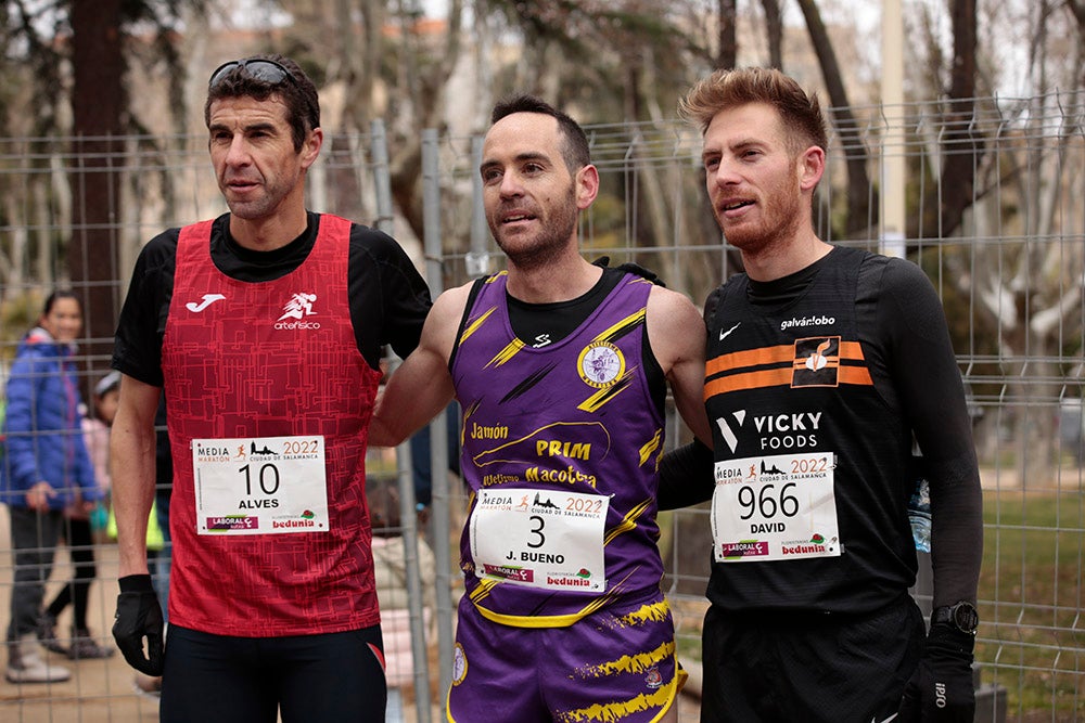 Juan Bueno y Gema Martín fueron los triunfadores de la X Media Maratón Ciudad de Salamanca 