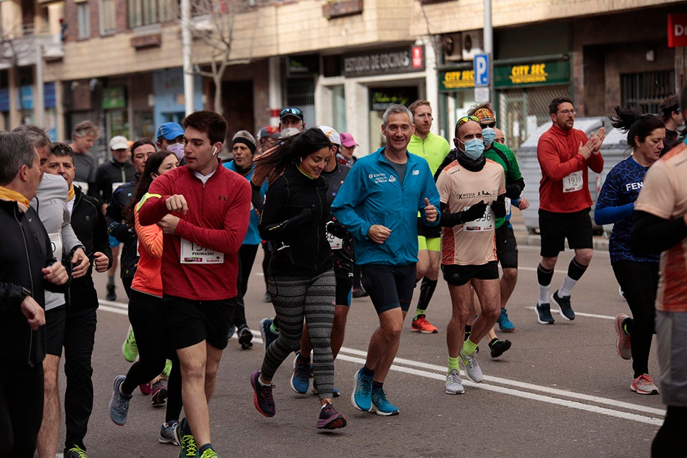 El Paseo de la Estación se convirtió en lugar de reencuentro de los participantes en la Media Maratón Ciudad de Salamanca