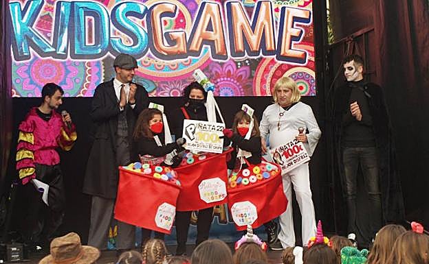 Los ganadores del concurso infantil. 