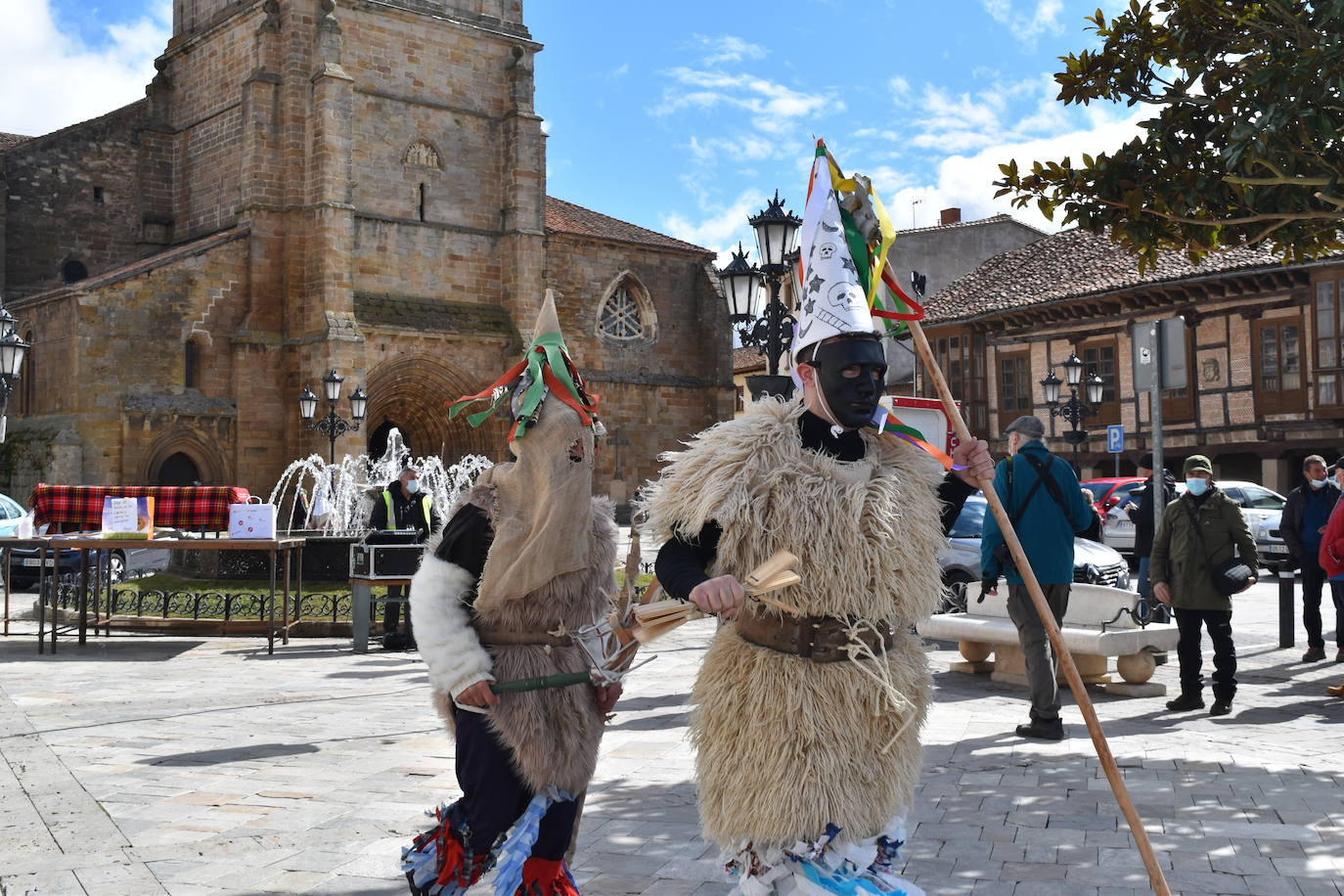 Las calles aguilarenses disfrutaron de las fiestas de los Carnavales.