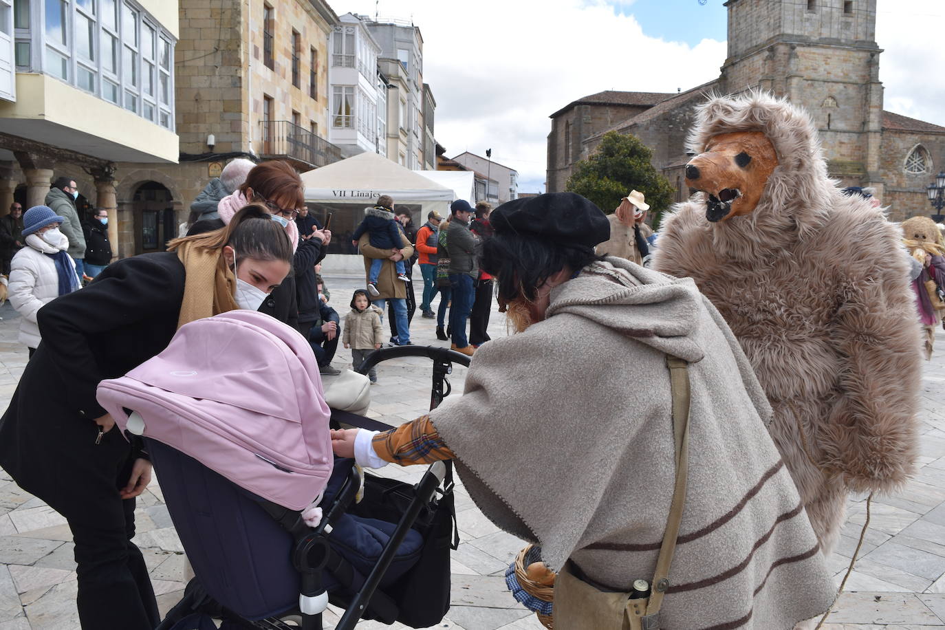 Las calles aguilarenses disfrutaron de las fiestas de los Carnavales.