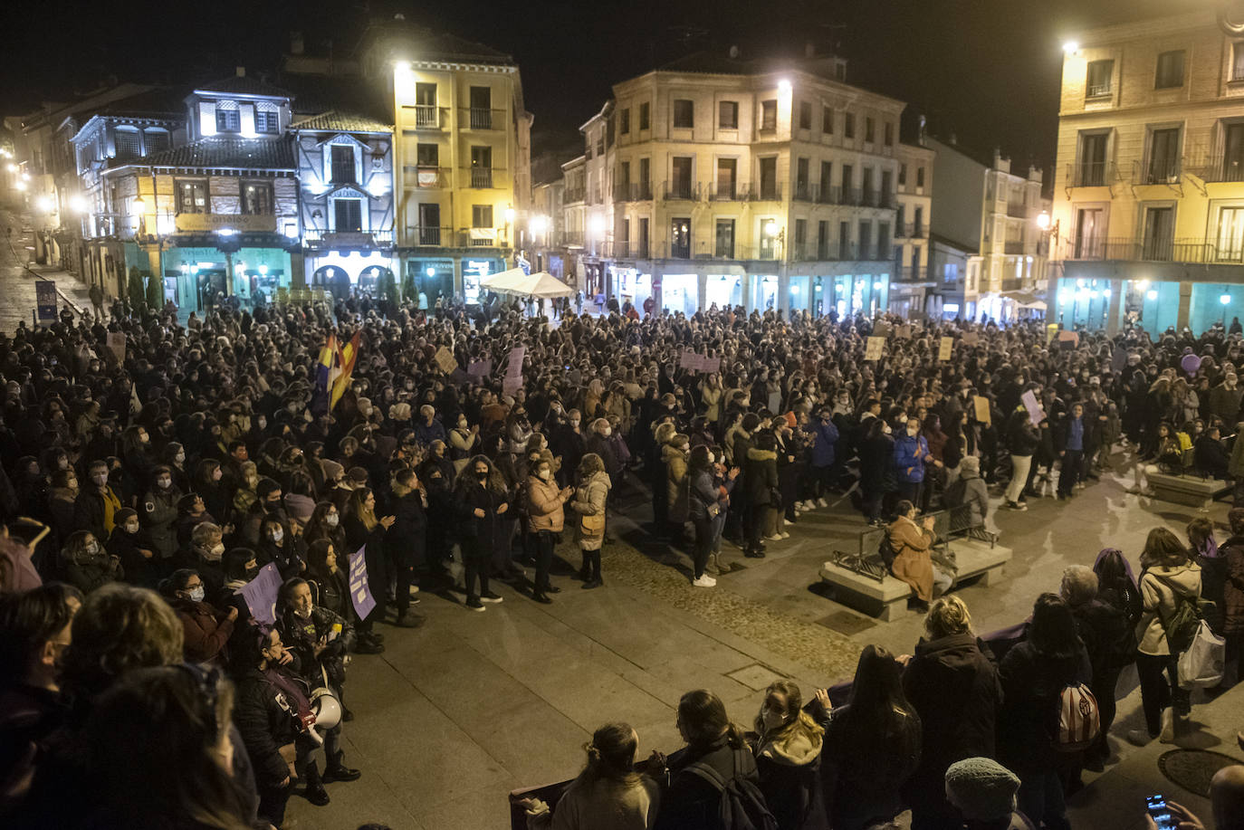 Manifestación del 8M por las calles de Segovia.