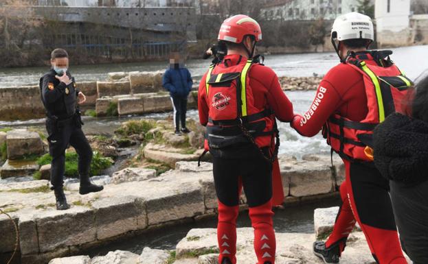 Rescatado un menor de las aceñas en el Pisuerga